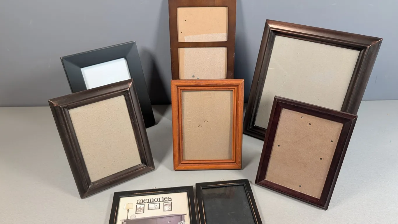 Assorted Picture Frames