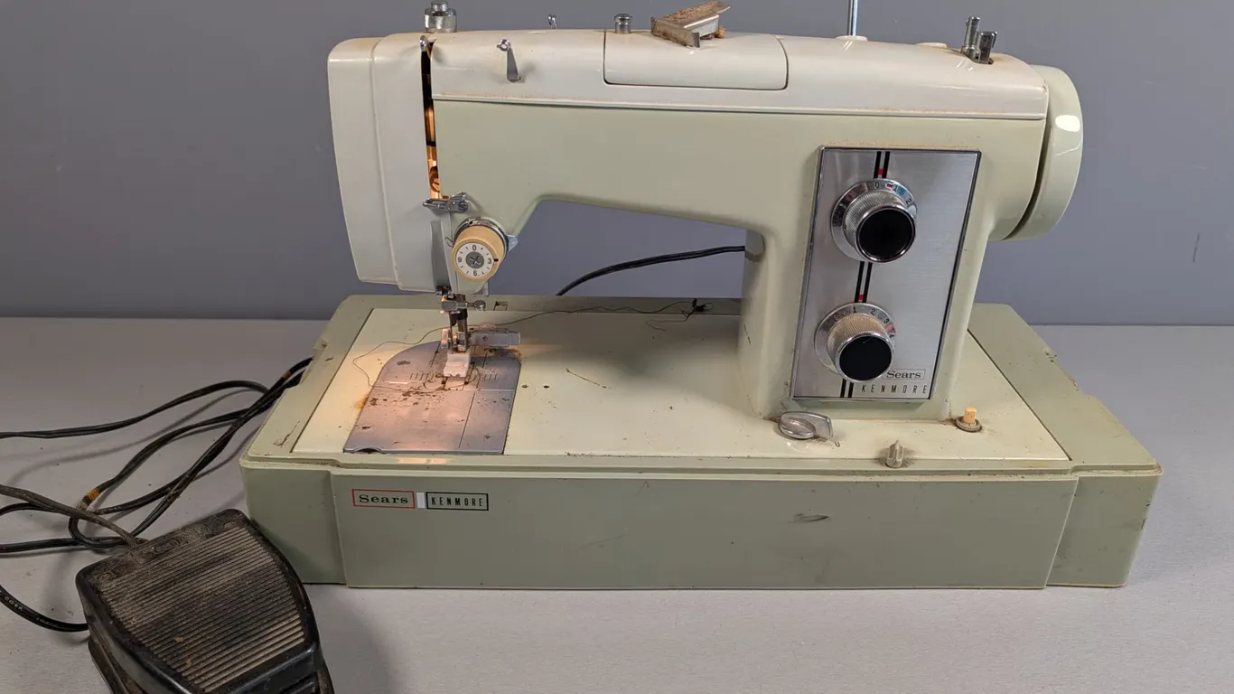 Sears Kenmore Model 2142 Sewing Machine