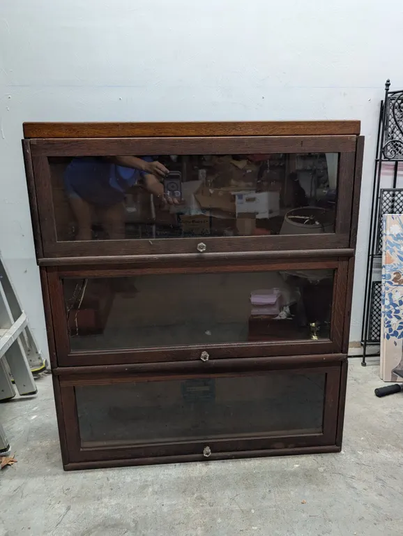 Helton-Rhodes Co. Oak Barrister Bookcase