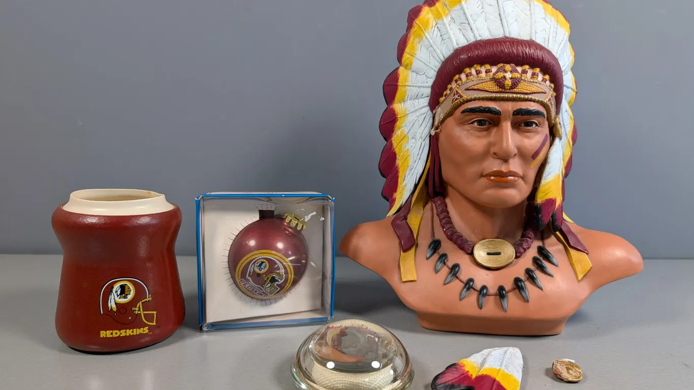 Washington Redskins Memorabilia Collection including Bust
