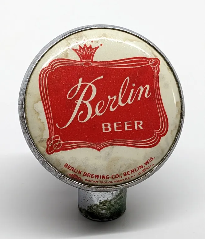 BALL TAP KNOB HANDLE BERLIN BEER WISCONSIN (TIN CAN STYLE)