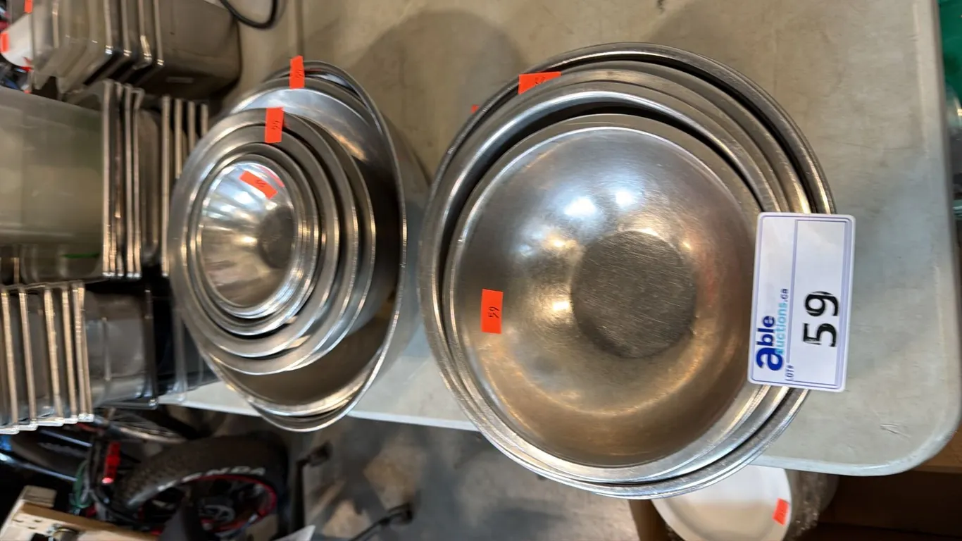 HEAVY GAUGE STAINLESS STEEL NESTING MIXING BOWLS, KITCHEN PREP BASINS