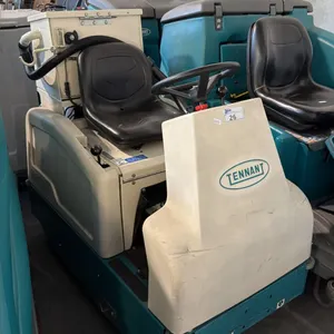 TENNANT 6100 SUB-COMPACT BATTERY-POWERED RIDE-ON FLOOR SWEEPER SYSTEM