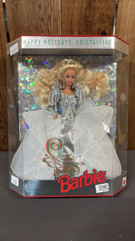 VINTAGE 1992 HAPPY HOLIDAYS CRISTALLINE BARBIE *IN ORIGINAL BOX*