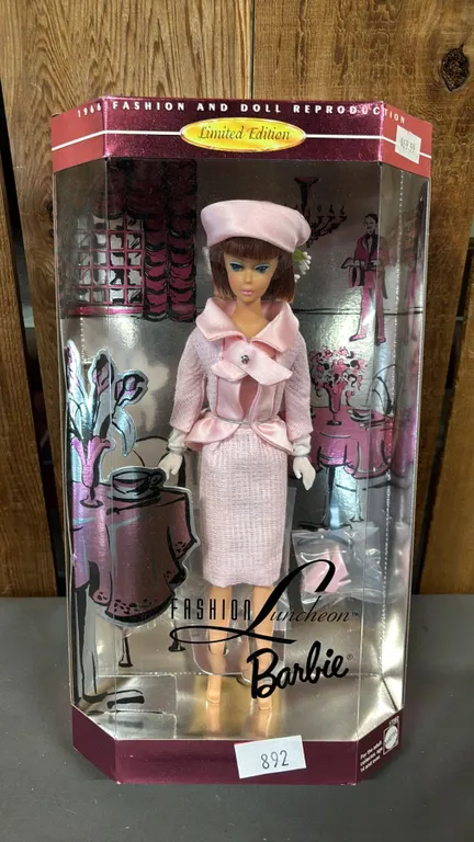 VINTAGE 1996 FASHION LUNCHEON BARBIE: 1966 DOLL & FASHION REPRODUCTION *IN ORIGINAL BOX*