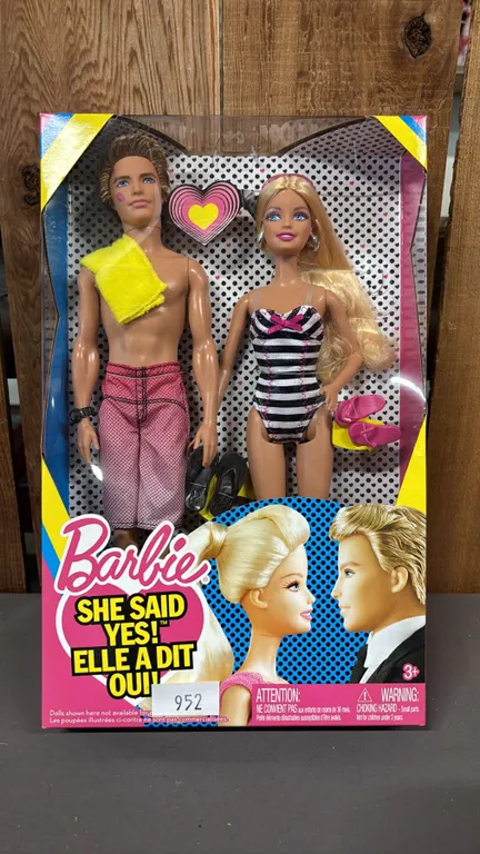 VINTAGE 2010 SHE SAID YES BARBIE & KEN *IN ORIGINAL BOX*