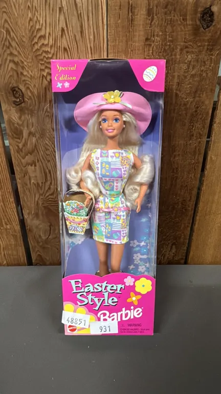 VINTAGE 1997 EASTER STYLE BARBIE *IN ORIGINAL BOX*