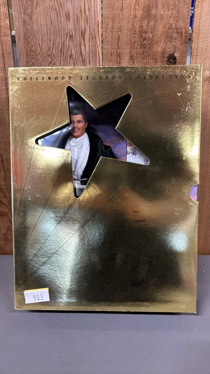 VINTAGE 1994 HOLLYWOOD LEGENDS COLLECTION KEN AS RHETT BUTLER *IN ORIGINAL BOX*