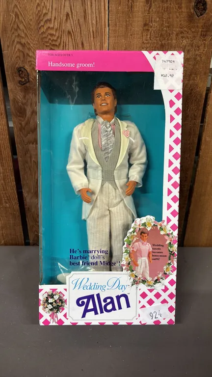 VINTAGE 1990 WEDDING DAY ALAN *IN ORIGINAL BOX*