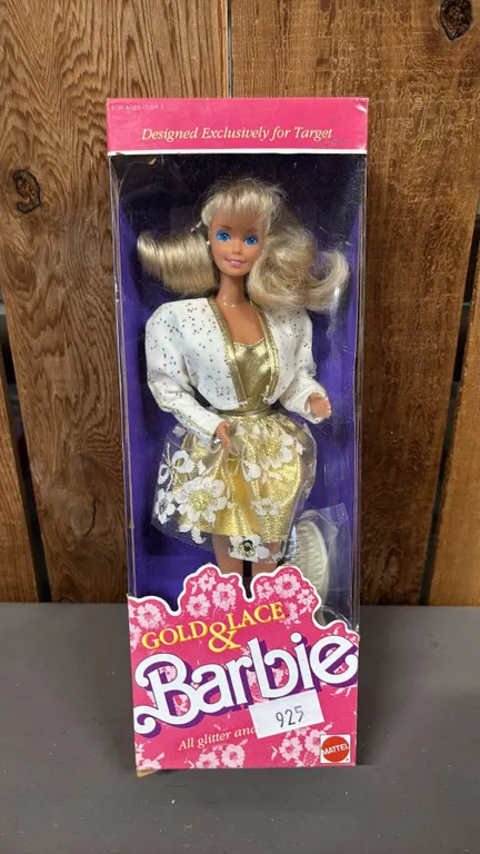 VINTAGE 1989 TARGET EXCLUSIVE GOLD & LACE BARBIE *IN ORIGINAL BOX*