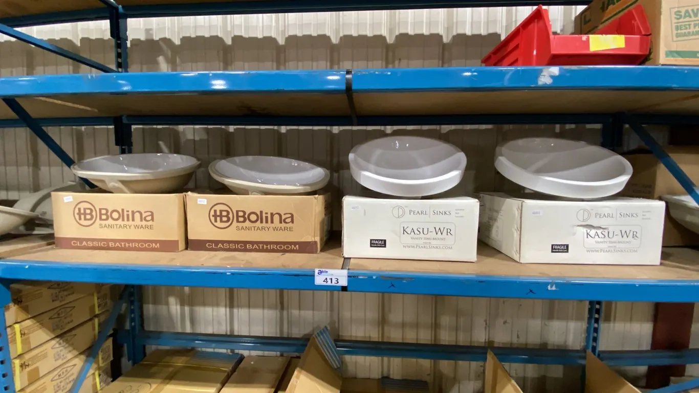 SHELF OF 4 ASSORTED PORCELAIN/CERAMIC SINKS