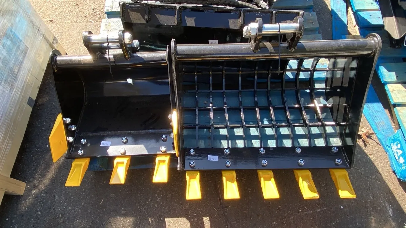 2 MINI EXCAVATOR BUCKET ATTACHMENTS- 22.5" SKELETON BUCKET & 14.5" DIGGING BUCKET