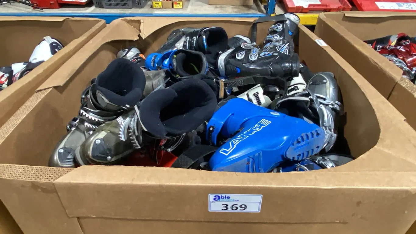 PALLET CRATE OF APPROXIMATELY 50 ASSORTED PAIRS OF SKI BOOTS *MUST TAKE ALL ON PALLET, PALLET CRATE