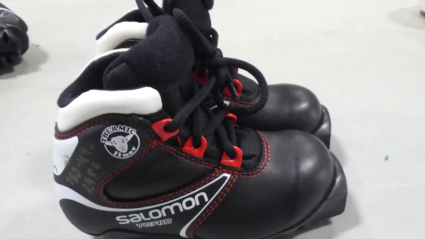 Salomon Team Cross-country ski boot (size 10-K) Salomon Team