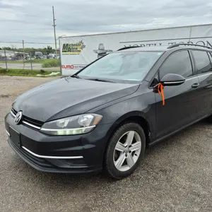 2018  Volkswagen  Golf SportWagen  AWD 1.8T Trendline 4Motion 4dr Wagon 6A