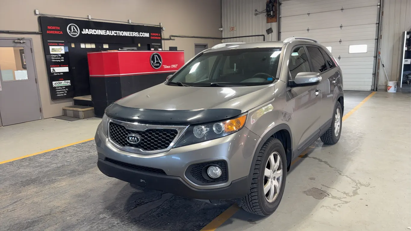 2013 Kia Sorento LX 4dr SUV (V6)