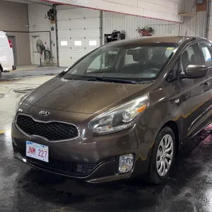2016  Kia  Rondo  FX