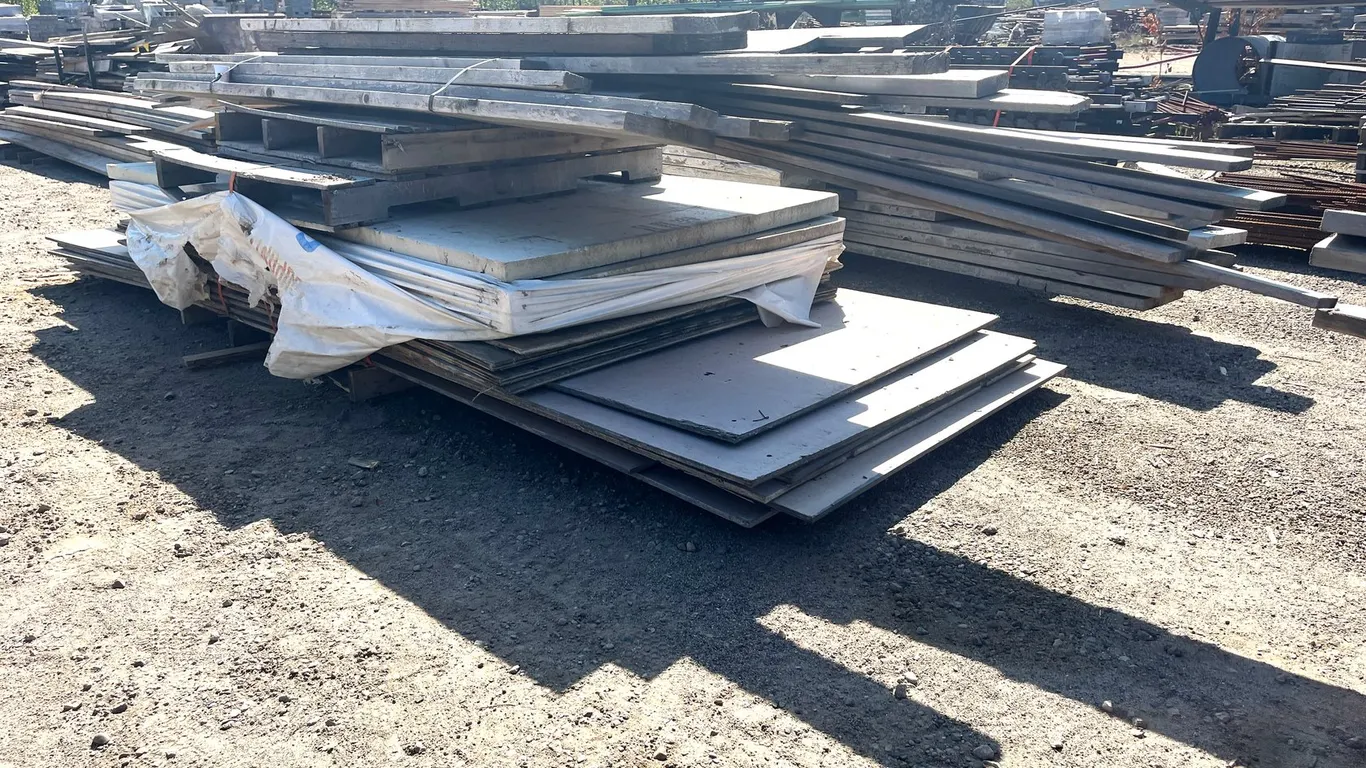Approx. (20) Assorted Lumber and Insulation