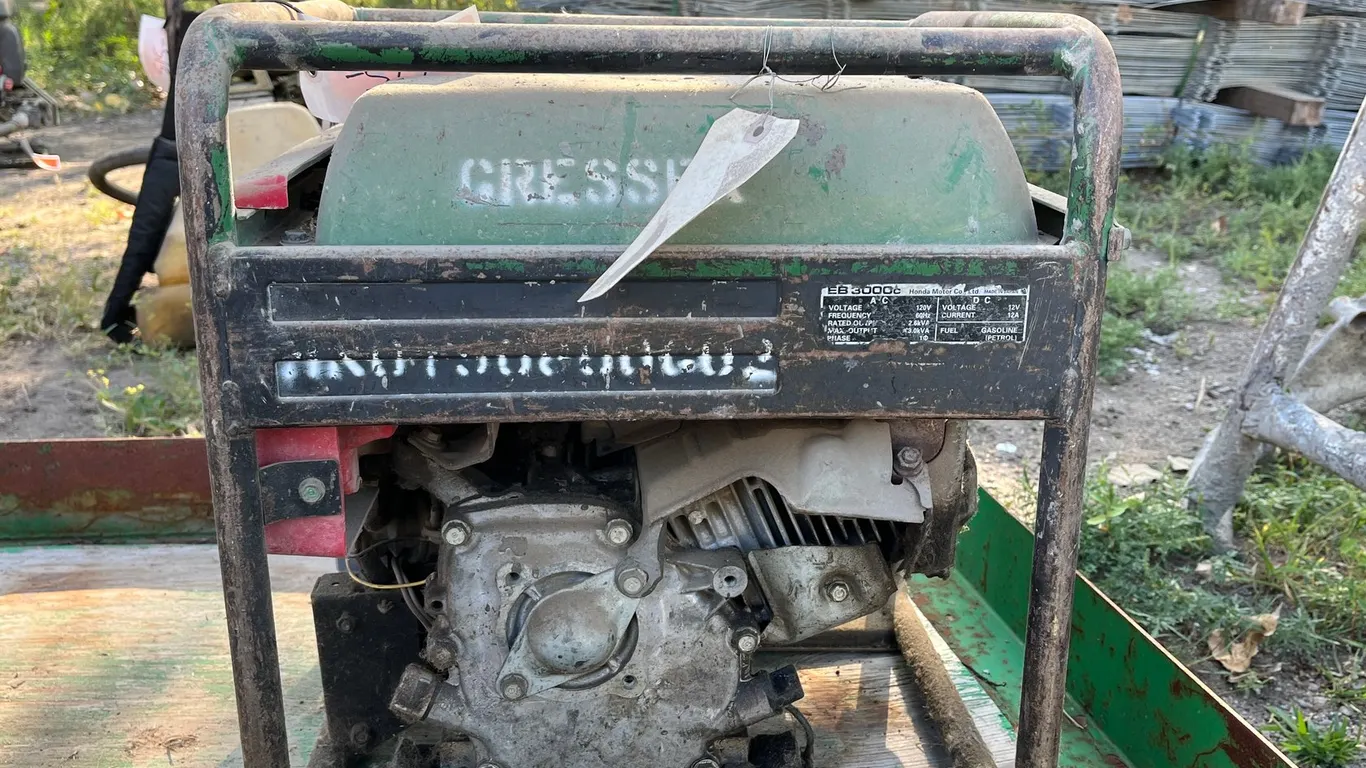 Honda EB3000 Generator
