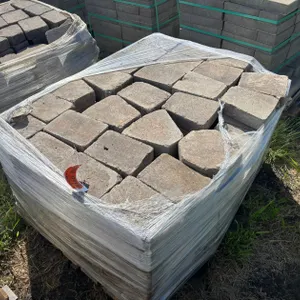 89 Sq. Ft. Lamont Circle Interlock Landscape Pavers