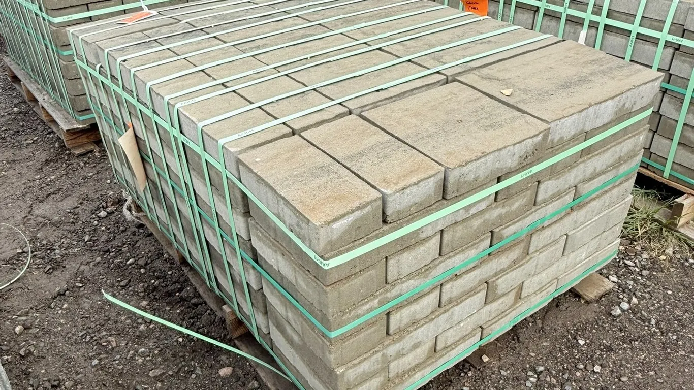 89.96 Sq. Ft. (152-Pieces) Tahoe Glacier Creek Pavers