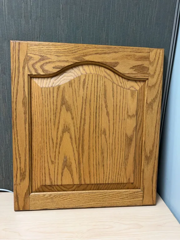 Solid Oak Raised Panel Cabinet Door with Arched Design