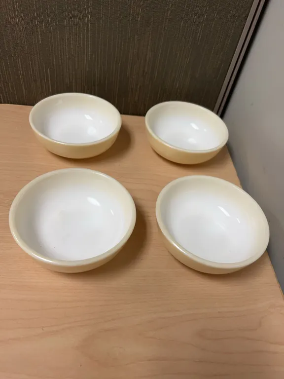 Anchor Hocking Fire-King Ivory Glass Bowls Set of Four