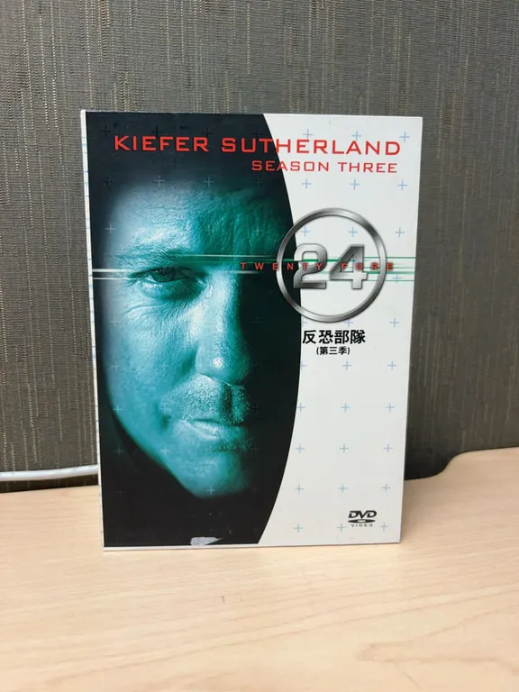 24 Season Three DVD Box Set with Mandarin Subtitles