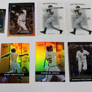 10 Assorted MLB Baseball Cards