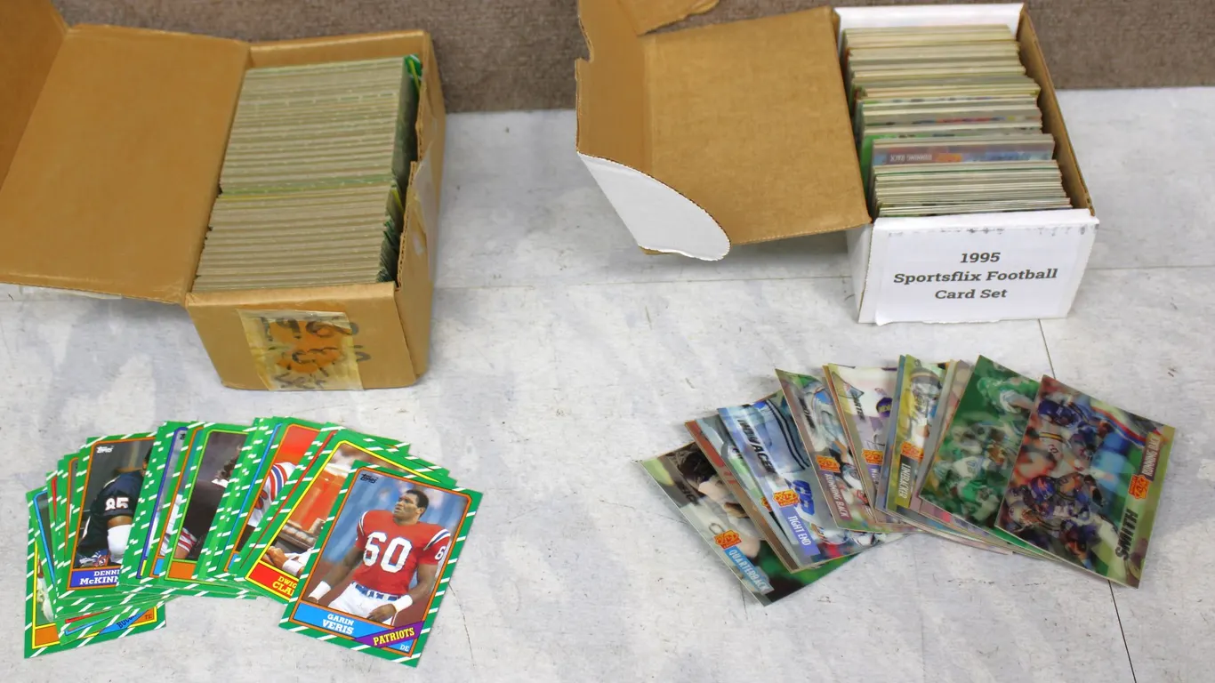 Football Card Sets with 1995 Sportflics