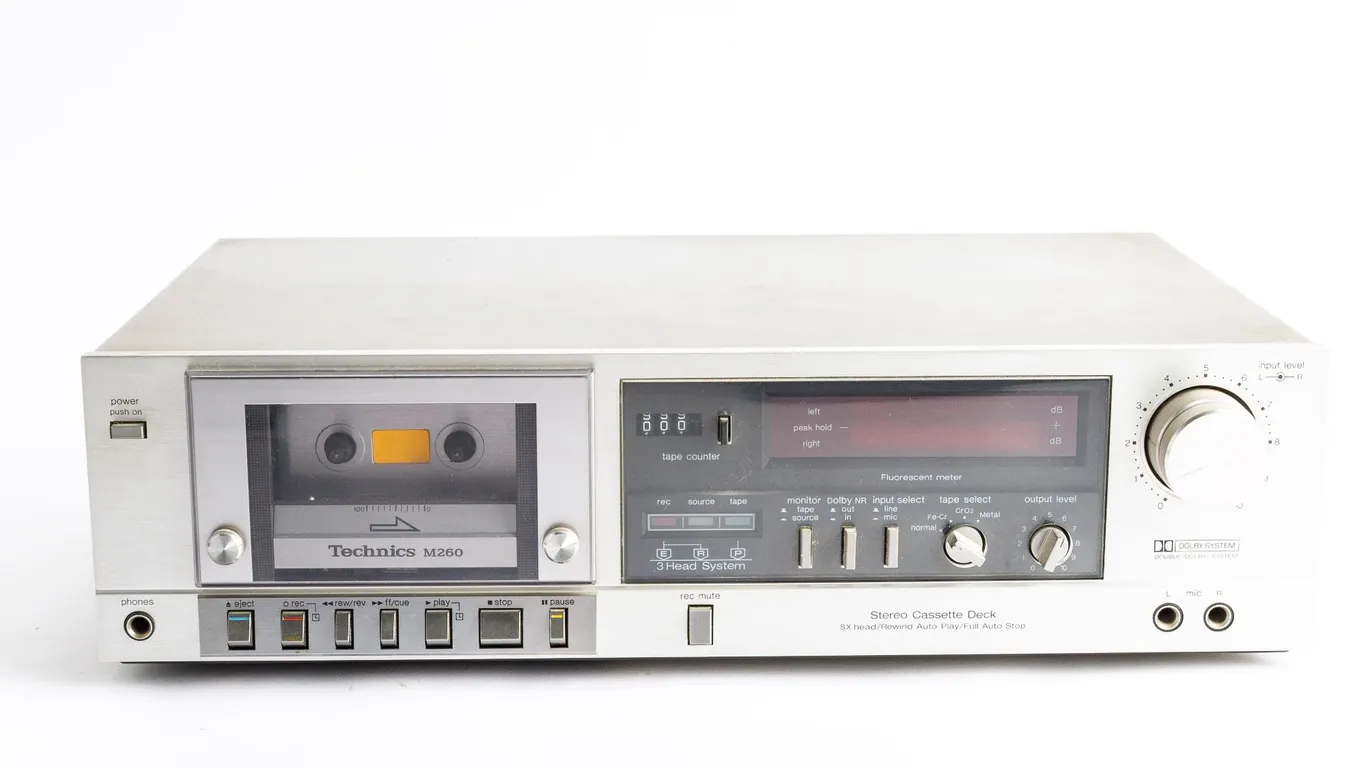 Technics M260 3-Head Stereo Cassette Deck