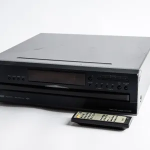 Onkyo DX-C390 6-Disc Carousel CD Player with Remote Control
