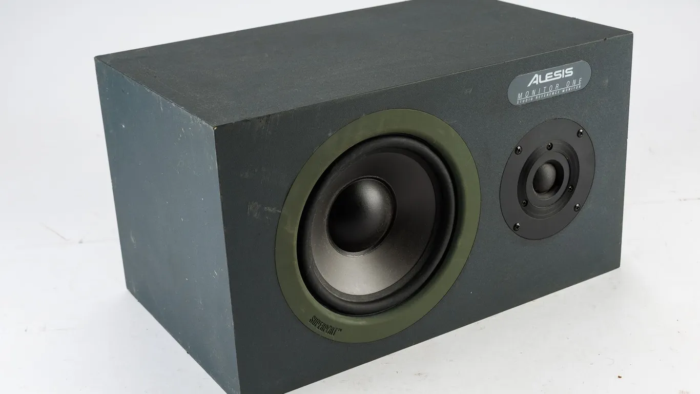 Alesis Monitor One Studio Reference Speaker