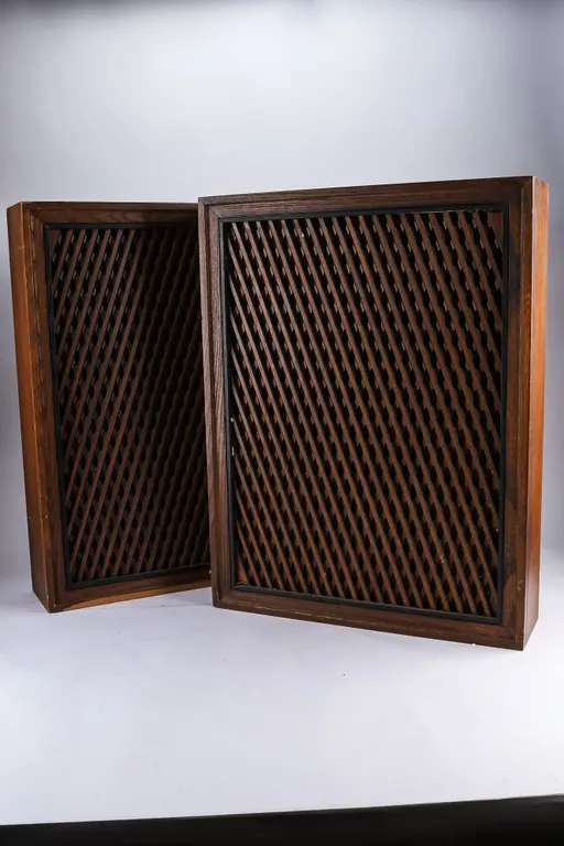 Vintage Voice of Music V-M Model 65 Wood Cased Speaker