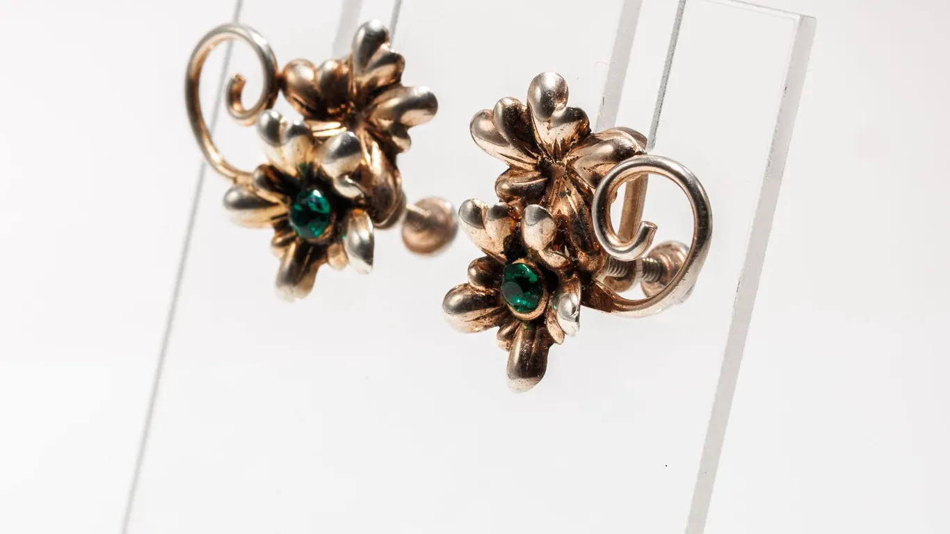 1940's Sterling Silver Flower Earrings