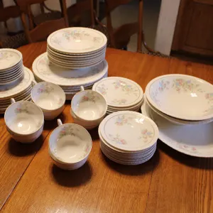 Floral Dinnerware