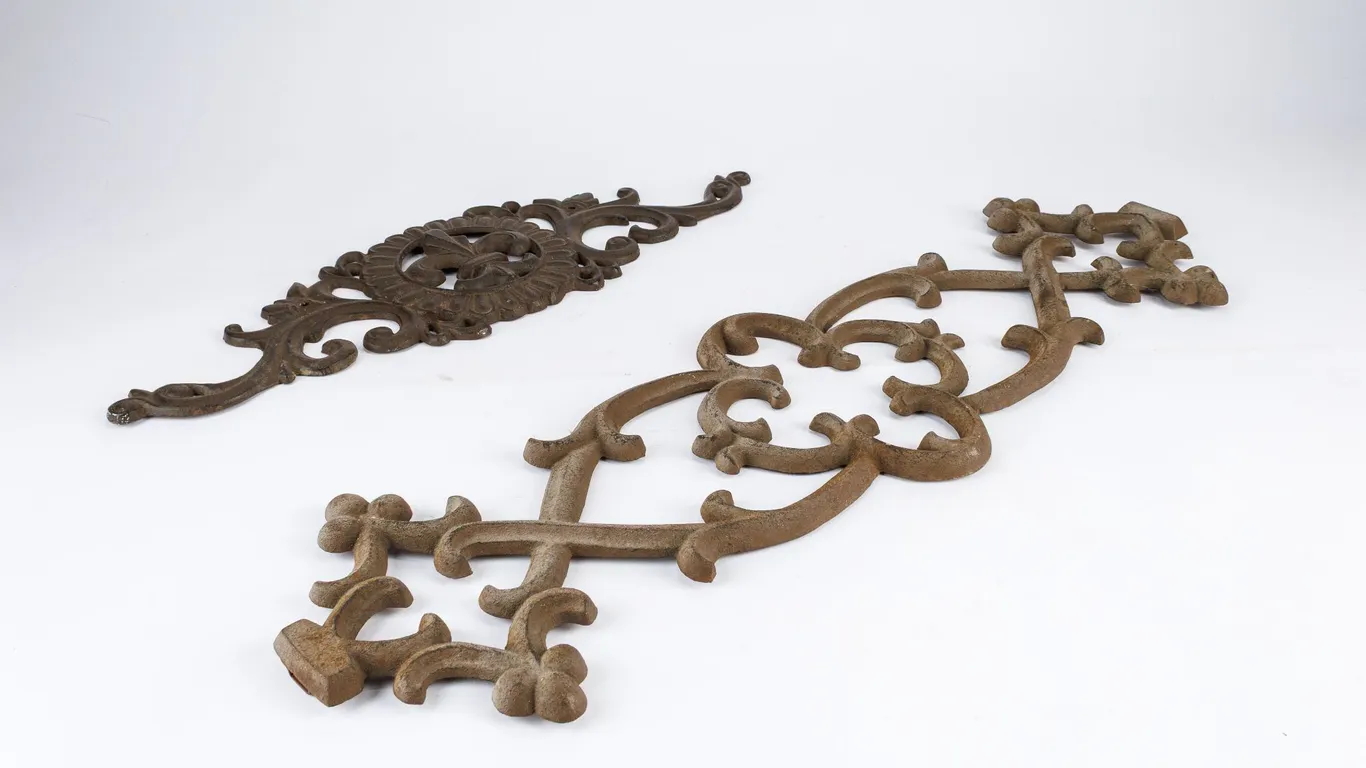 2 Cast Iron Wall Decorations