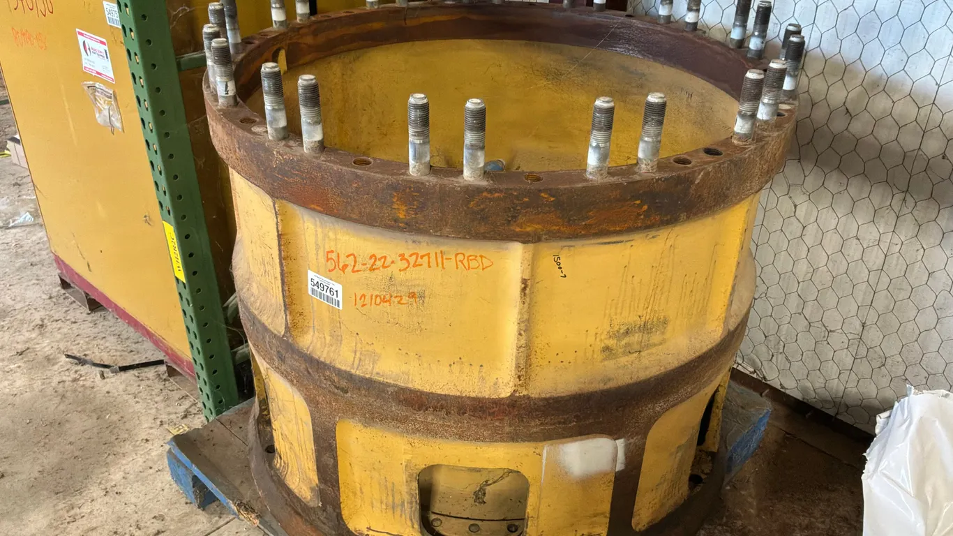 KOMATSU HAUL TRUCK WHEEL HUB
