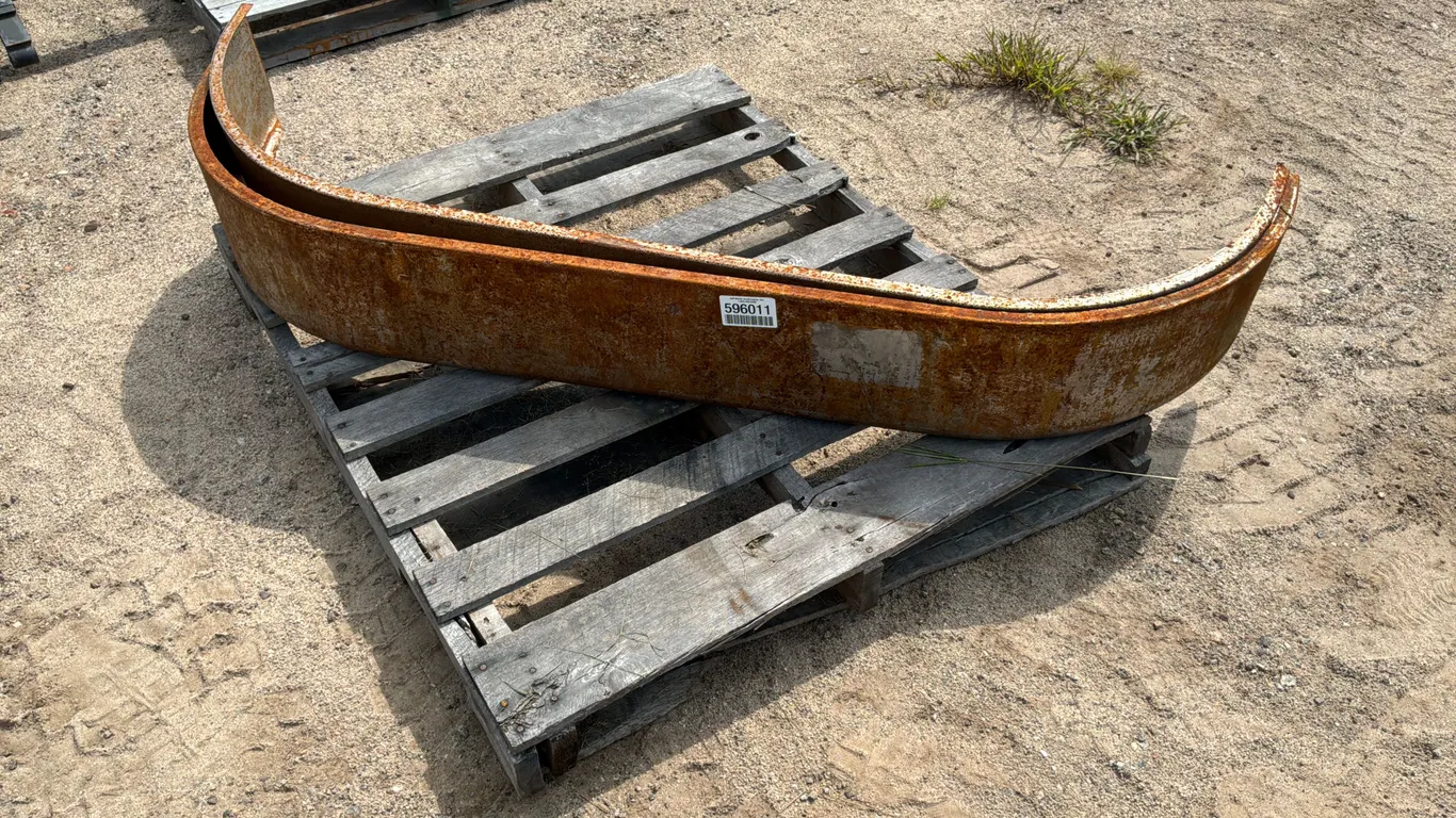 QTY OF (2) TANDEM TRAILER FENDERS