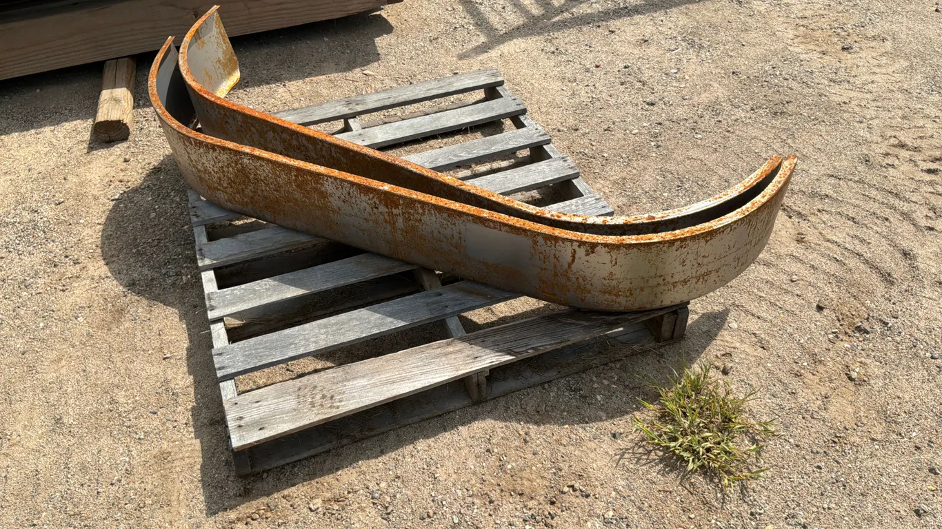 QTY OF (2) TANDEM TRAILER FENDERS