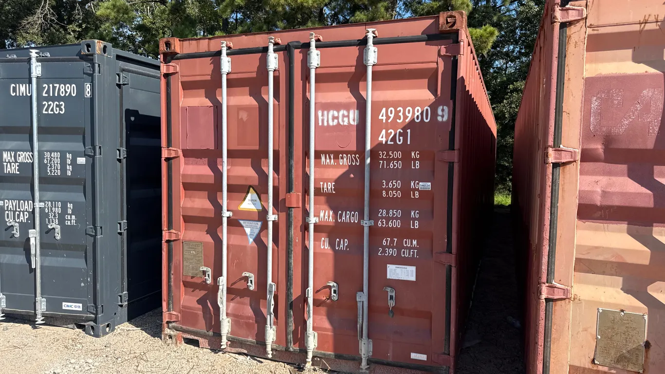 40' CONTAINER SN: FSCU4939803