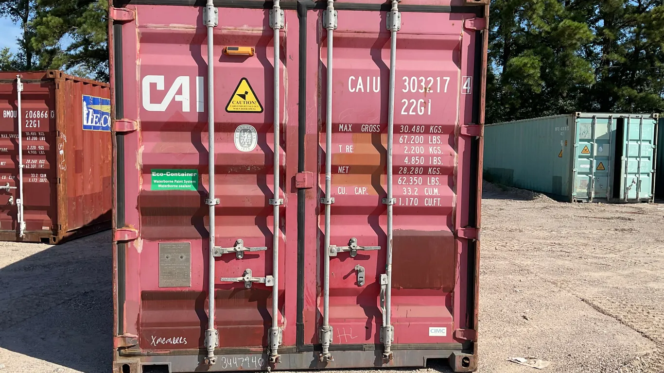20' CONTAINER SN: CAIU3032174