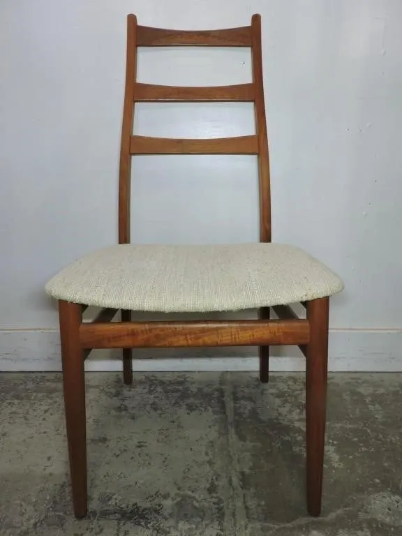 MCM TEAK UPHOLSTERED LADDER BACK CHAIR