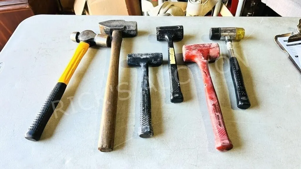 6 various weighted hammers