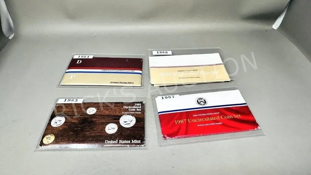 4 USA uncirculated coin sets - 1984 -1987