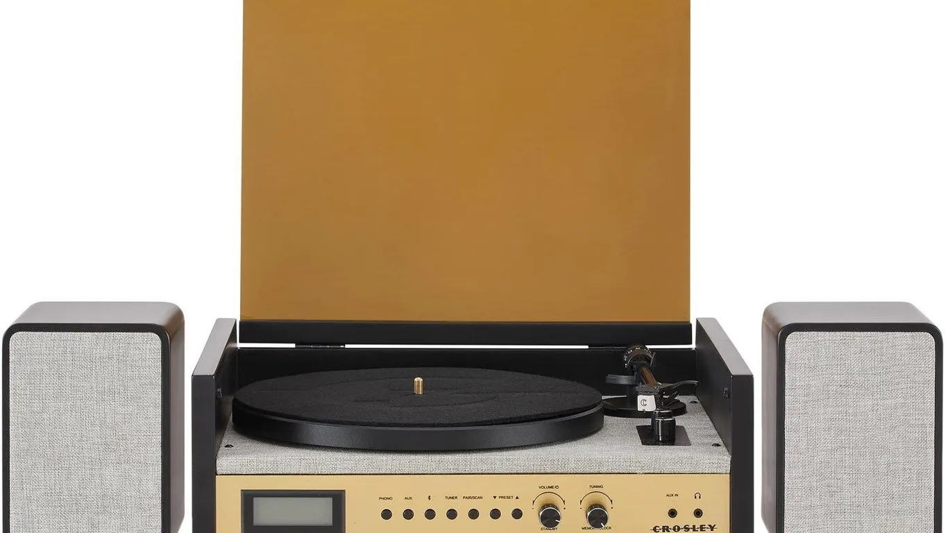 Crosley CR7017B-BK Coda 3-Speed Record Player