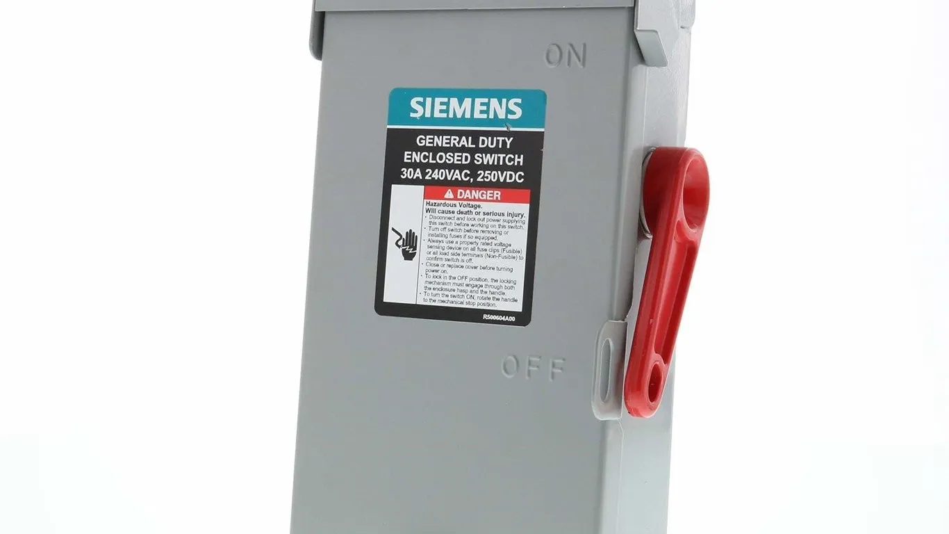 Siemens 3P 30A 240V General Duty Safety Switch