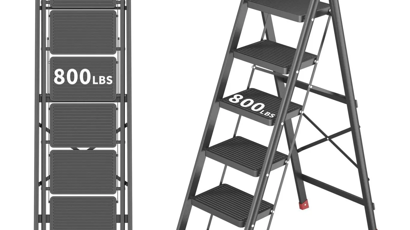 Diamondforge 6-Step Foldable Ladder 800lb Cap