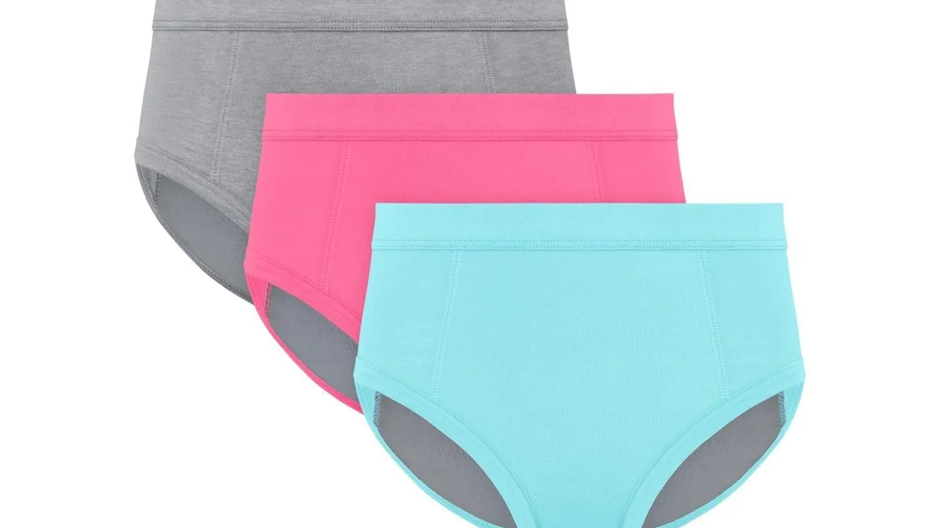 Hanes Confident Nights Absorbency Briefs Size 6...