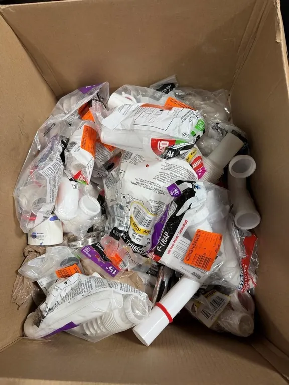 Oatey SR1002 Mixed Lot Of Plumbing Fittings